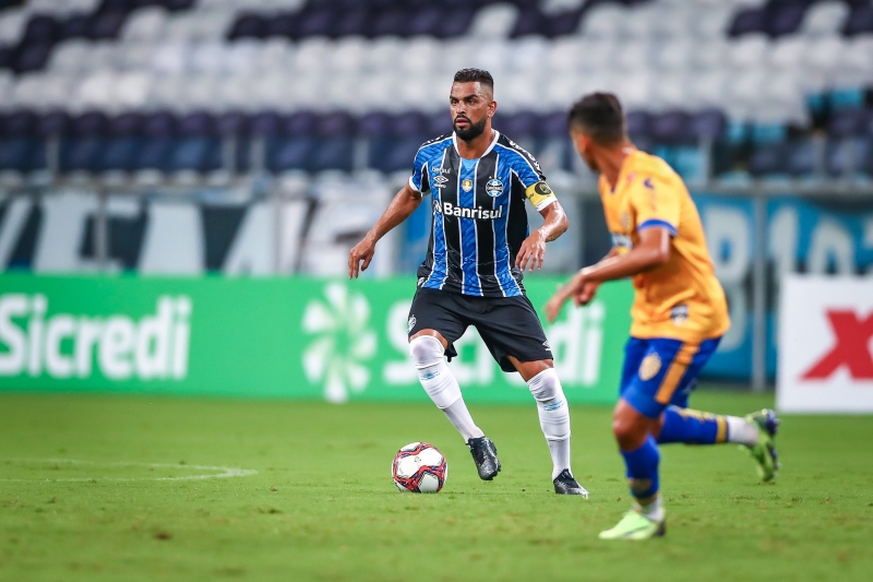 Após primeiro tempo sonolento, Grêmio de Maicon construiu ampla vantagem na etapa final