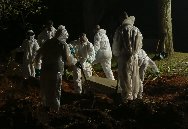 O número de vítimas que não resistiram à pandemia do novo coronavírus subiu para 336.947