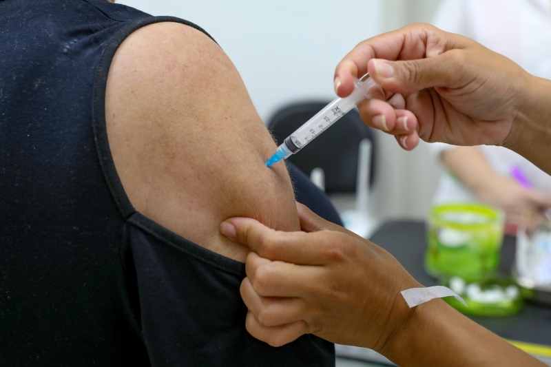 Até o fim da semana, 46 mil porto-alegrenses precisam tomar a dose 2 contra a Covid-19