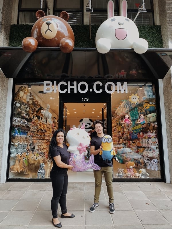 Ros&acirc;ngela Marschall e Guilherme Rodrigues s&atilde;o s&oacute;cios da Bicho.com Foto: ARQUIVO PESSOAL/DIVULGA&Ccedil;&Atilde;O/JC