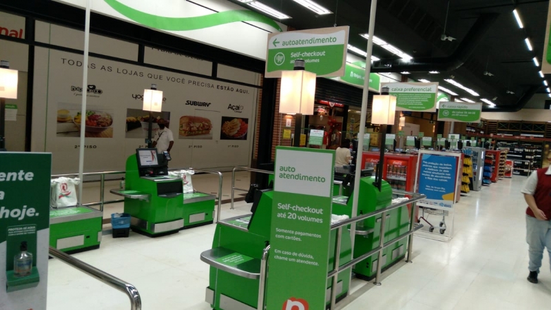 {'nm_midia_inter_thumb1':'https://www.jornaldocomercio.com/_midias/jpg/2021/04/15/206x137/1_nacional_praia_de_belas__4___1_-9292180.jpeg', 'id_midia_tipo':'2', 'id_tetag_galer':'', 'id_midia':'6077e0a6a3167', 'cd_midia':9292180, 'ds_midia_link': 'https://www.jornaldocomercio.com/_midias/jpg/2021/04/15/nacional_praia_de_belas__4___1_-9292180.jpeg', 'ds_midia': 'Supermercado Nacional - grupo BIG - reforma - loja no Shopping Praia de Belas - Porto Alegre - área interna da loja cself-checkout - varejo - alimentação - autosserviço', 'ds_midia_credi': 'GRUPO BIG/DIVULGAÇÃO/JC', 'ds_midia_titlo': 'Supermercado Nacional - grupo BIG - reforma - loja no Shopping Praia de Belas - Porto Alegre - área interna da loja cself-checkout - varejo - alimentação - autosserviço', 'cd_tetag': '1', 'cd_midia_w': '800', 'cd_midia_h': '450', 'align': 'Left'}