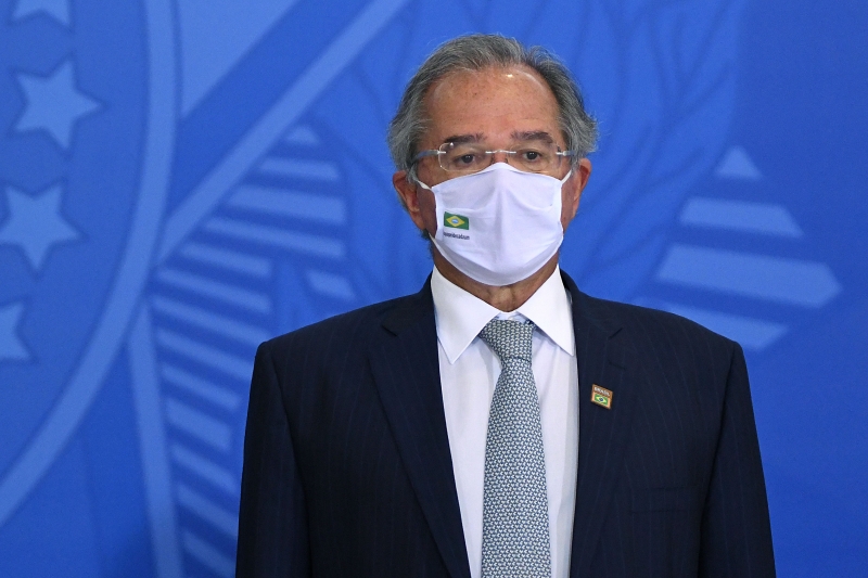 Gastos com saúde ficarão fora do teto, diz Paulo Guedes