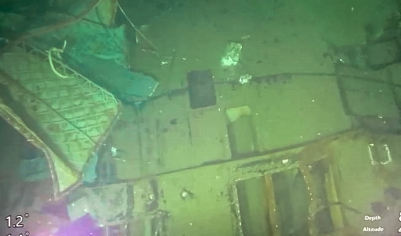 Com a ajuda de um veículo de resgate subaquático fornecido por Singapura, Marinha conseguiram obter confirmação visual dos destroços