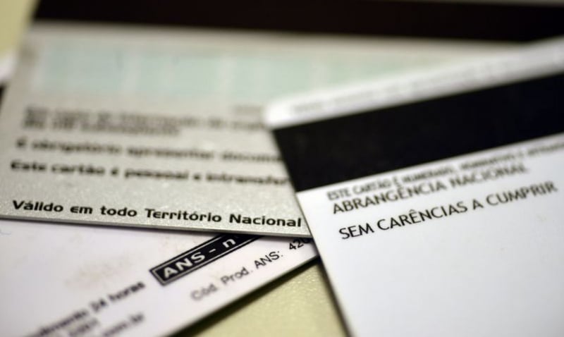 Desafios estruturais, como inflação médica e envelhecimento, pressionam custos assistenciais