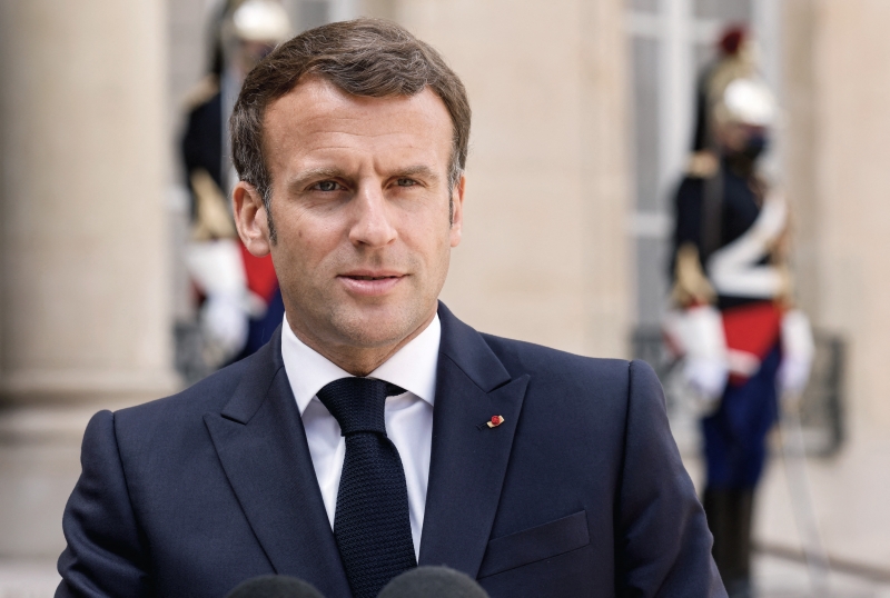Macron anunciou flexibilizações durante coletiva de imprensa nesta quinta