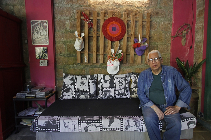 Primeiro discotecário de Porto Alegre, o também cineasta, diretor de TV, produtor e radialista completa 74 anos na próxima terça-feira (25)