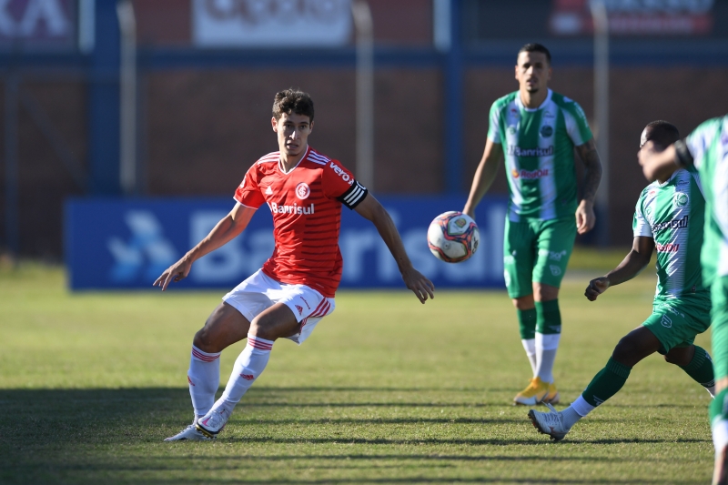 Colorado precisa vencer por dois gols de diferença, no Beira-Rio