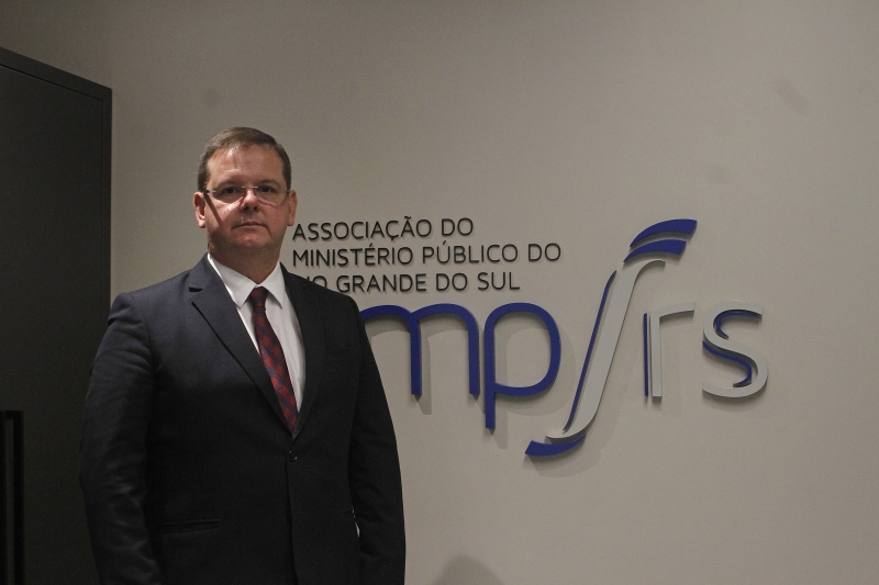 Tavares afirma que será criado um memorial para a AMP/RS