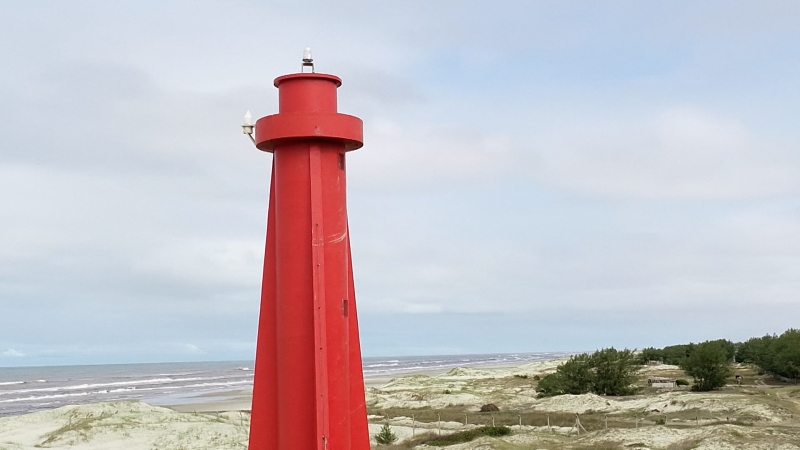 Programa 'Faróis do Brasil' visita vila de pescadores entre Mostardas e Palmares do Sul (RS)