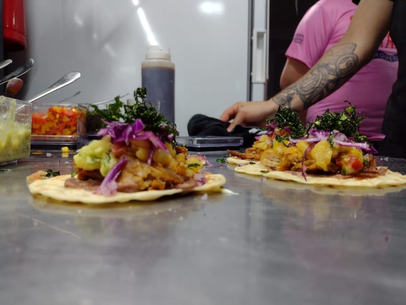 A taqueria traz op&ccedil;&otilde;es com prote&iacute;na animal e tamb&eacute;m pratos vegetarianos e veganos Foto: Paparico Taqueria/Divulga&ccedil;&atilde;o/JC