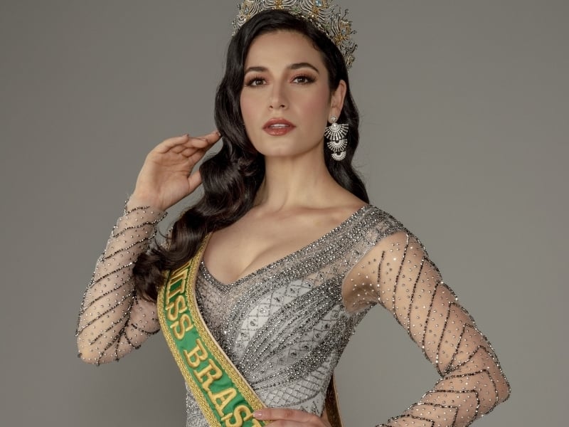 O Brasil é representado pela gaúcha Julia Gama, de 28 anos