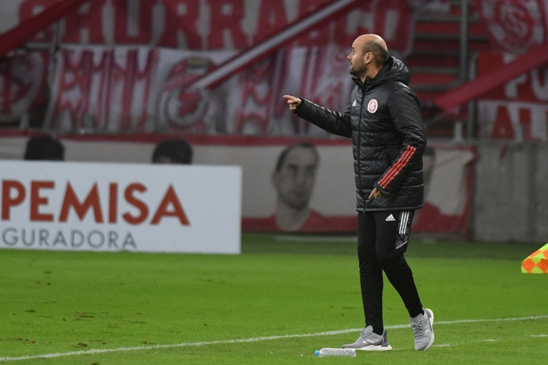 Treinador espanhol cobrou uma parcela em atraso de R$ 2 milh&otilde;es pela sua demiss&atilde;o
