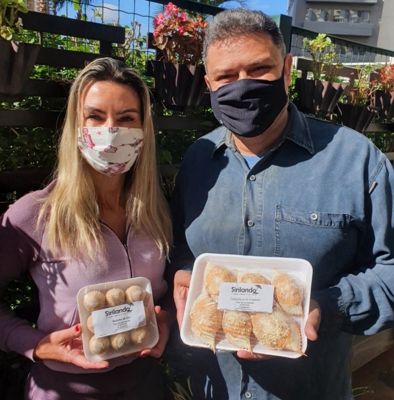 Maur&iacute;cio Bruno e Karin Borba criaram a marca Sirilando Foto: Arquivo Pessoal/Divulga&ccedil;&atilde;o/JC