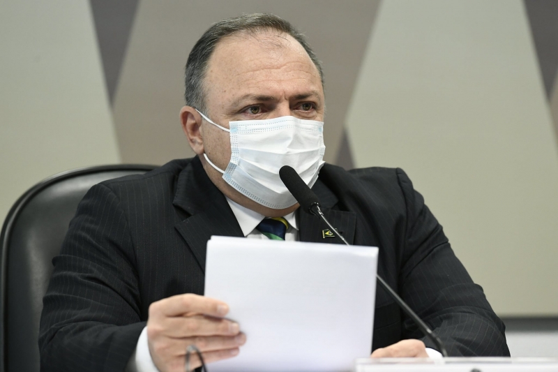 Perdão ao ex-ministro da Saúde general Eduardo Pazuello tirou o foco da CPI da Covid e levou a atenção para as Forças Armadas