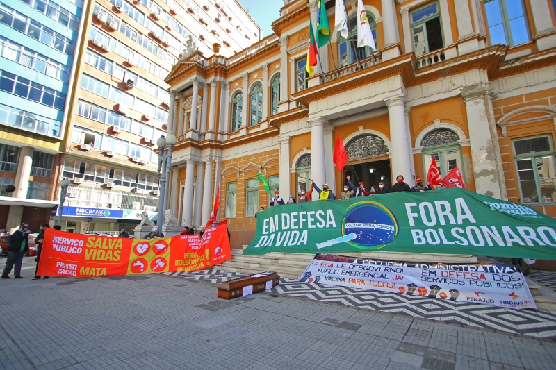 Em Porto Alegre, a concentração começa às 15h em frente à prefeitura, no Centro Histórico