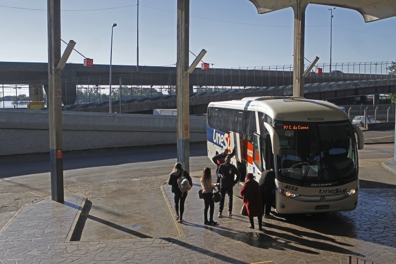 Medida vale para quem chegar de ônibus ou transporte individual