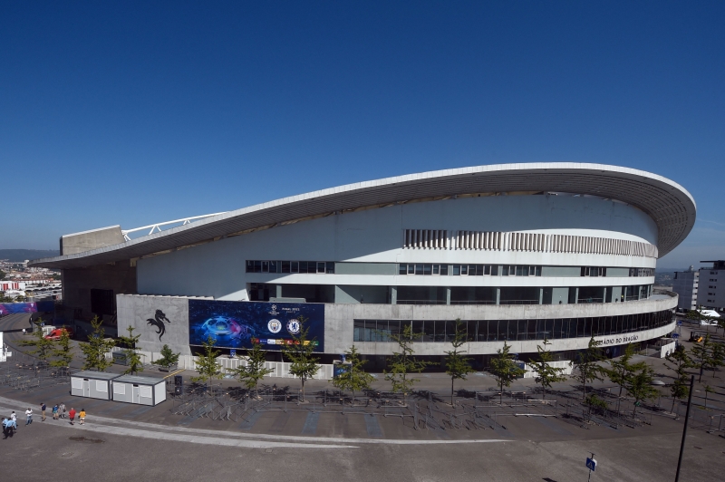 Estádio do Dragão, em Porto, será palco da decisão entre Chelsea e Manchester City, neste sábado
