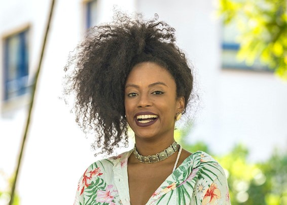 Lumena Aleluia, ex-participante do BBB, é uma das convidadas da atração