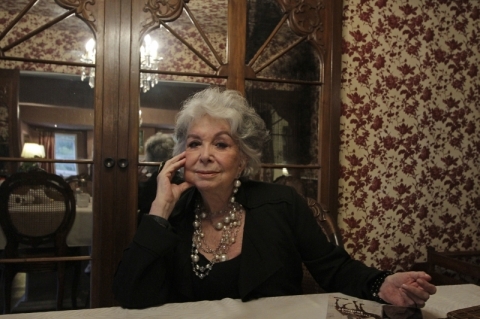 Tânia Carvalho lembra os melhores momentos de sua carreira na televisão