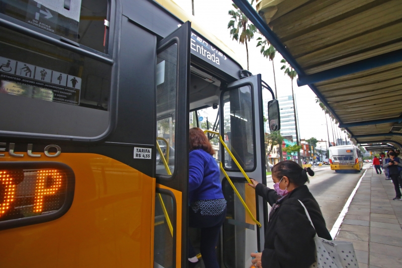 Ônibus coletivo pode aumentar ocupação para 90% da capacidade