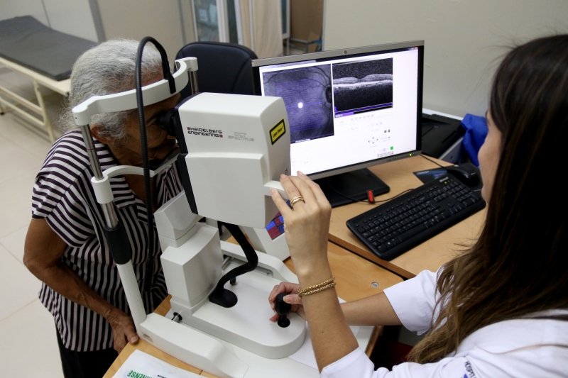 Uso de colírios sem prescrição de um oftalmologista pode levar à cegueira irreversível