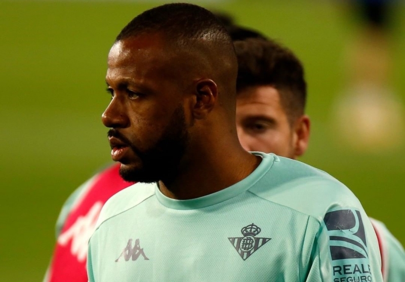 Sidnei é formado nas categorias de base do Inter e foi vendido ao Benfica em 2008