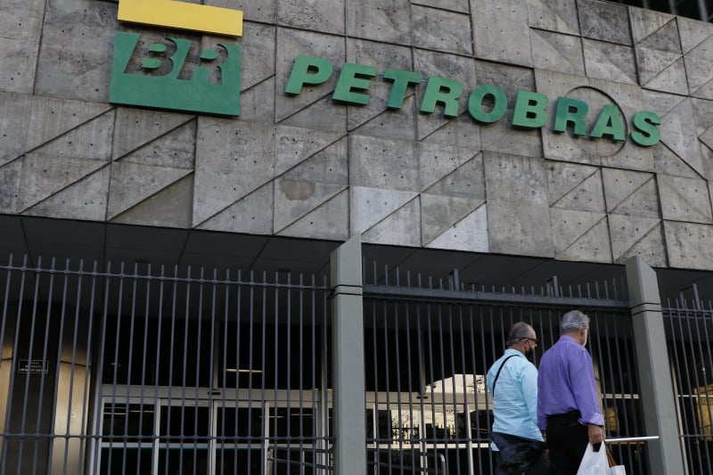 Valorização do petróleo puxa as ações da Petrobras para cima, com alta de 1,8%