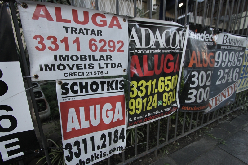 Em Porto Alegre, a queda acumulada do Ivar em 12 meses foi de 0,35%