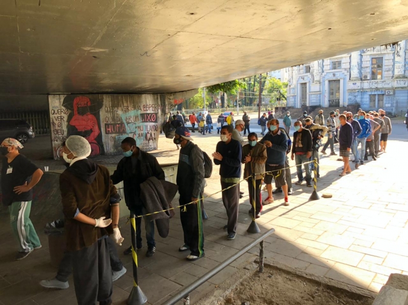 Entidade auxilia população em dificuldades na pandemia com doações