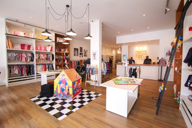 A loja está localizada na rua da República, 524, Cidade Baixa