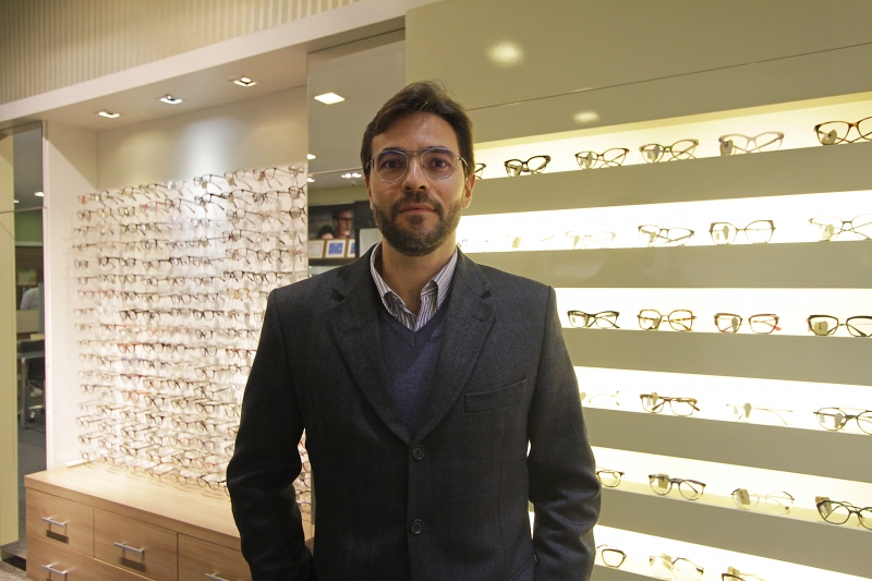 Guilherme Foernges: tradicional empresa adquiriu aparelho alemão para fabricação de lentes e atendimento a domicílio
