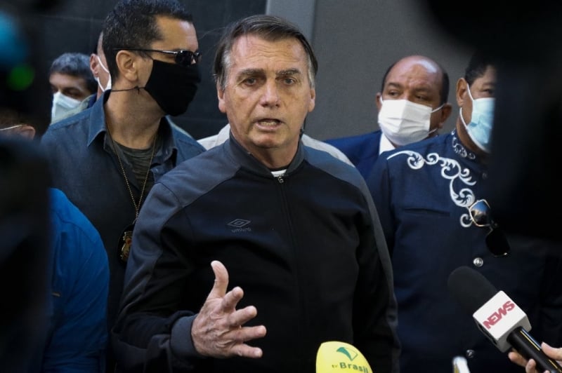 Durante conversa com os seus apoiadores, Bolsonaro falou sobre ato deste domingo (12)