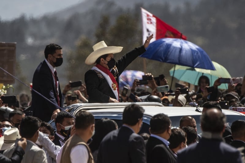 Anúncio de Castillo ocorreu em uma cerimônia simbólica de posse presidencial, em Ayacucho