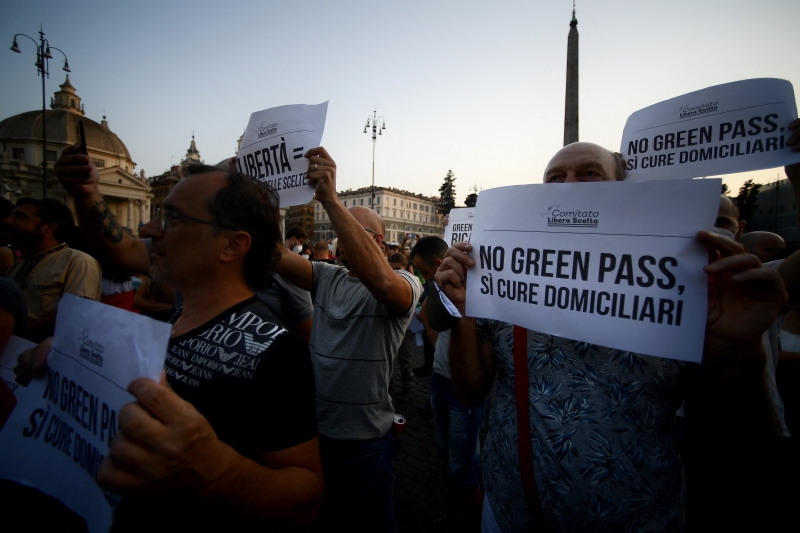 Itália tem registrado protestos contra o chamado passaporte da vacina