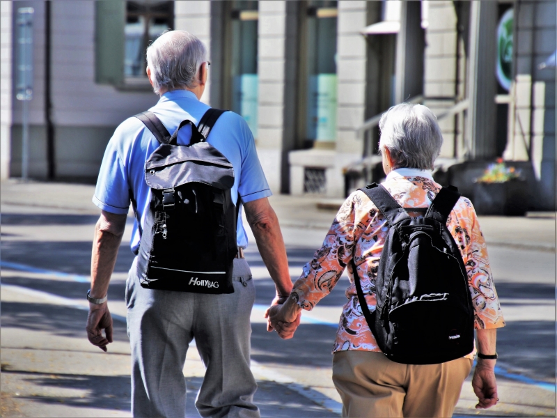 Com população vivendo cada vez mais, idosos representam uma parcela importante da economia mundial