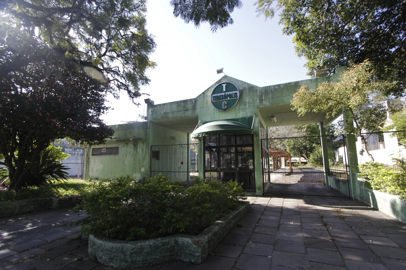 Teresópolis Tênis Clube está fechado desde 2020; área vendida tem 17,5 mil metros quadrados