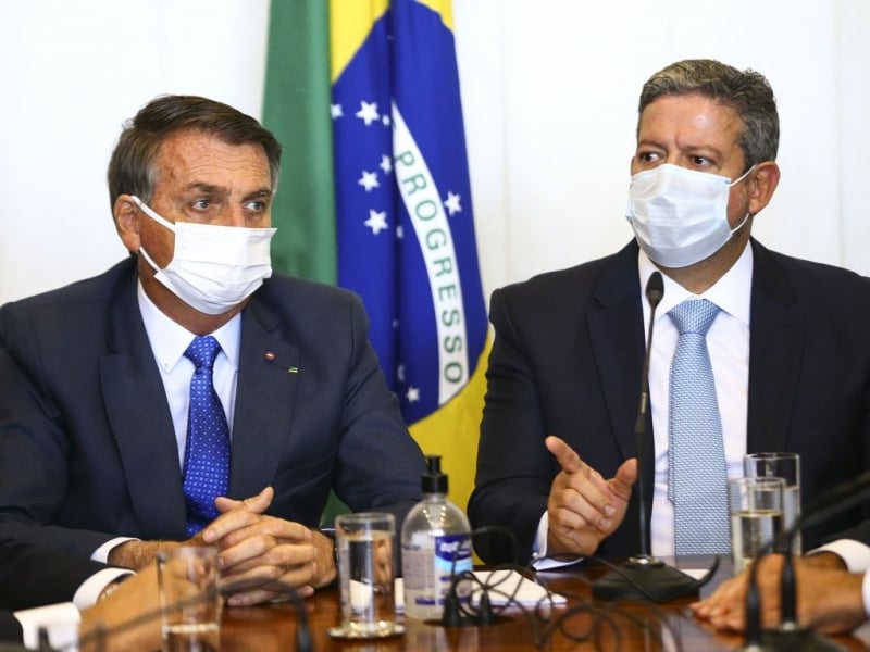 Presidente Jair Bolsonaro entregou texto da MP ao presidente da Câmara dos Deputados, Arthur Lira
