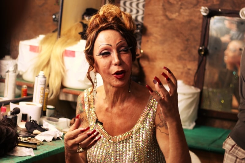Obra revela bastidores da história da ex-presidente da Associação de Travestis do Rio de Janeiro
