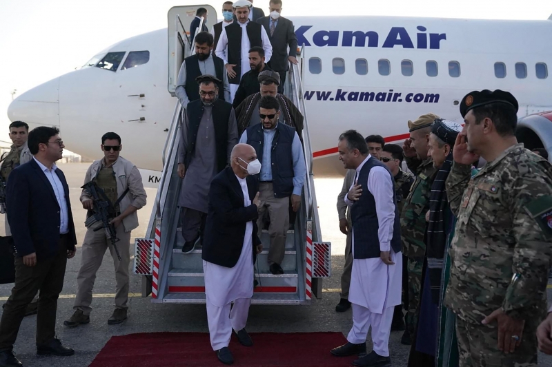 O presidente do Afeganistão afirmou que foi forçado a fazer 'uma escolha difícil'