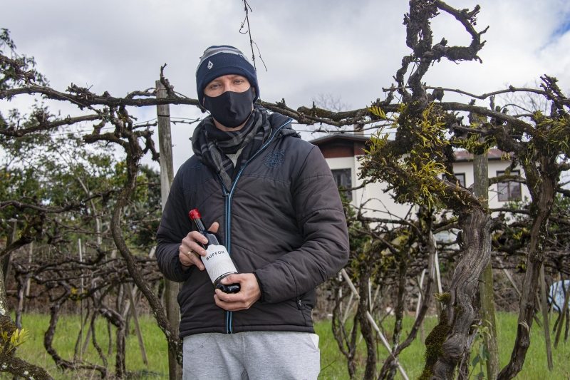 Anderson Buffon representa a quinta geração de sua família a trabalhar com uva e vinho