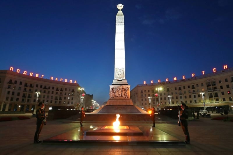 Praça em Minsk, Belarus, cidade em que empresário gaúcho foi preso