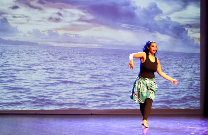 Bailarina Val Benitez apresenta pílula artística 'Afro Mulher' na sexta-feira (27)