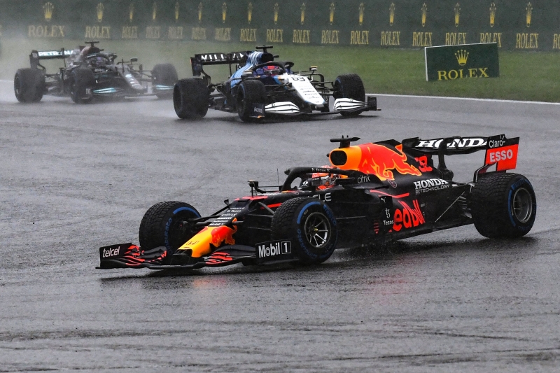 Forte chuva fez com que a corrida fosse a mais curta da história da Fórmula 1