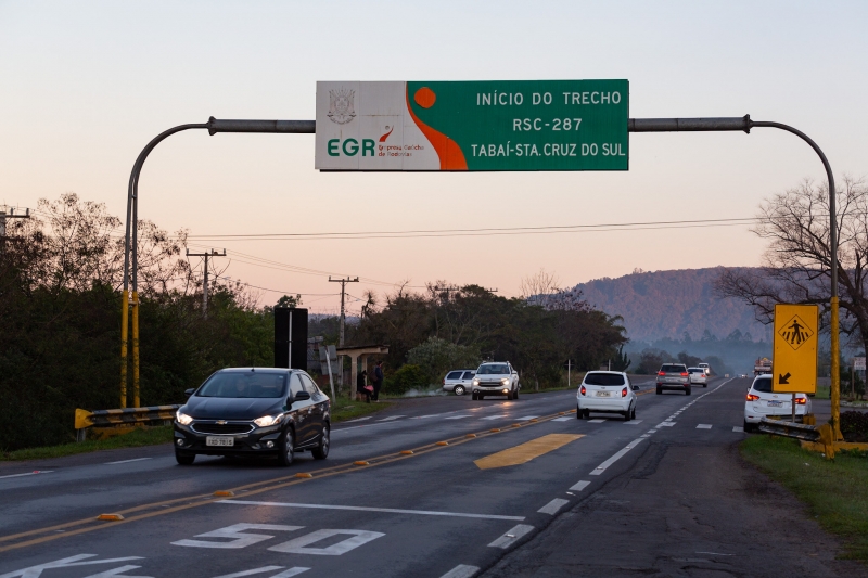 Contrato prevê R$ 2,7 bilhões em investimentos, e a tarifa de pedágio baixa de R$ 7 para R$ 3,70