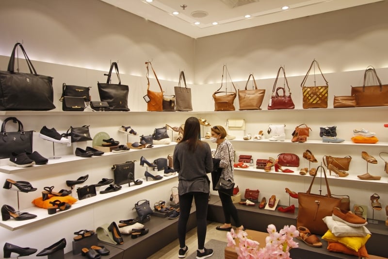 Varejo local j&aacute; enfrenta dificuldades para atrair trabalhadores mais jovens