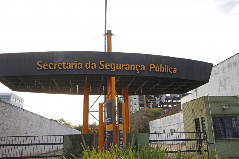 O antigo prédio da SSP foi destruído em decorrência de incêndio ocorrido em julho de 2021