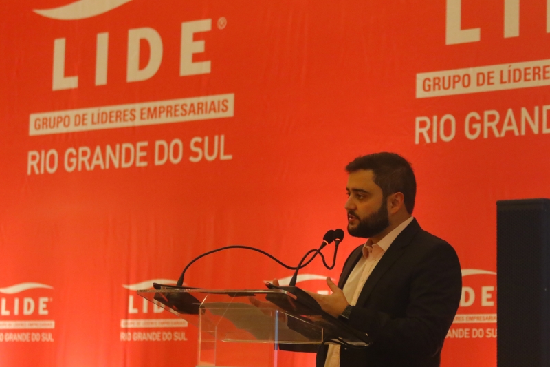 Segundo Gabriel Souza (MDB), Leite e Sartori quebraram 'ziguezague' político no RS