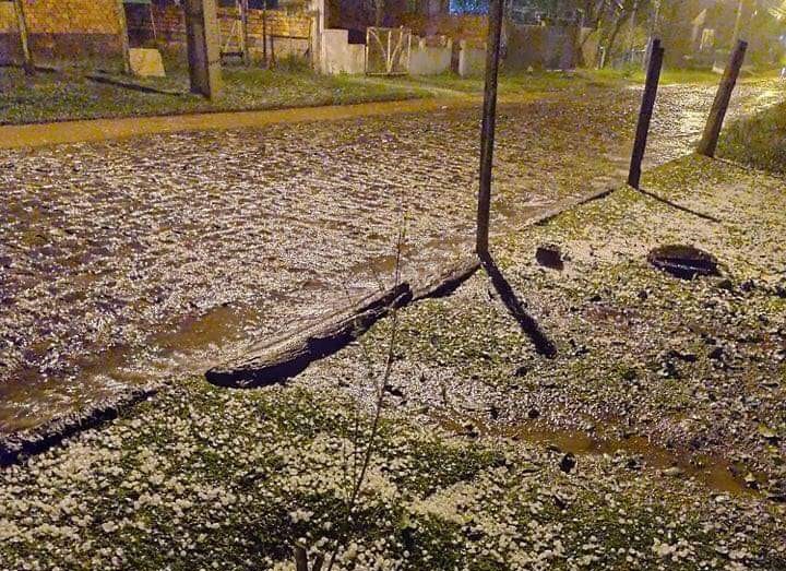 Em Livramento, granizo causou estragos; até a noite desta terça-feira (7), acumulado de chuva estava em 84,3 mm