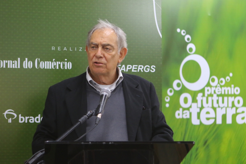 Claudio Bier explica que o produtor rural está rentabilizado e manterá os investimentos em maquinário