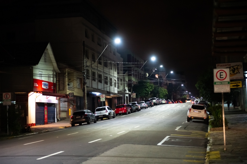 Modernização do sistema de iluminação pública de Caxias do Sul prevê que mais de 50 mil pontos serão trocados por LED